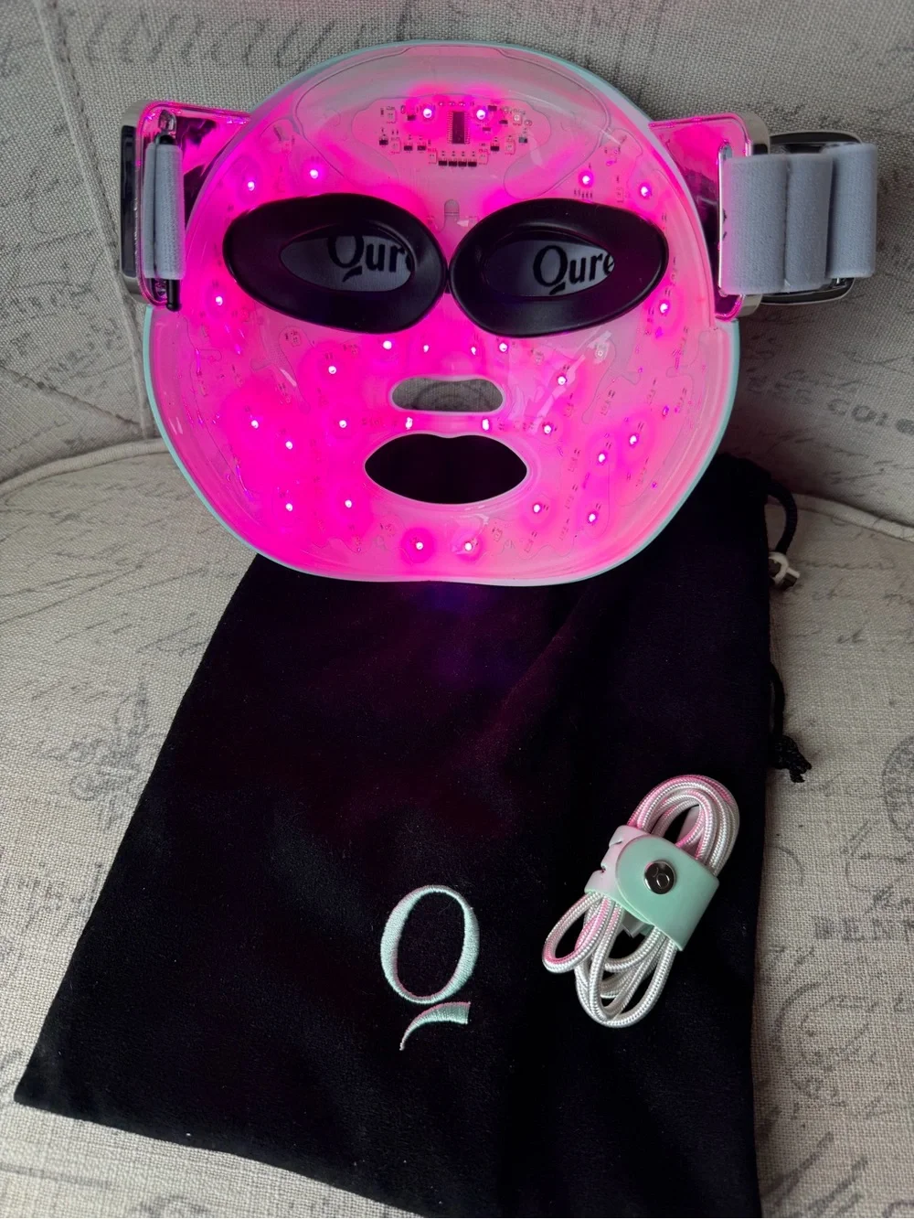 Qure LED Face Mask